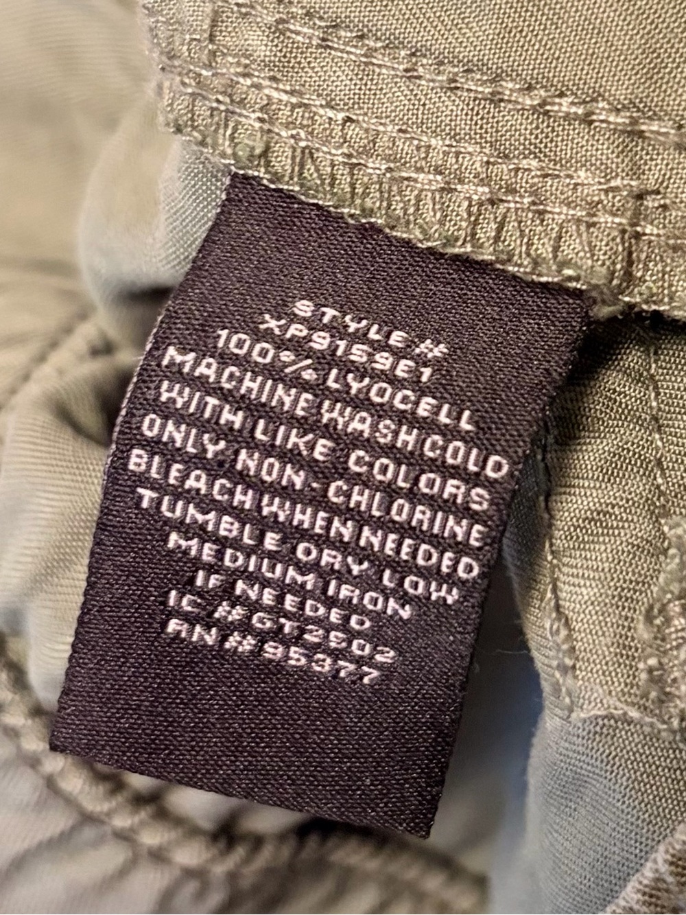 Sanctuary Olive Green Go Easy Pull On Capri Pants - Picture 9 of 10